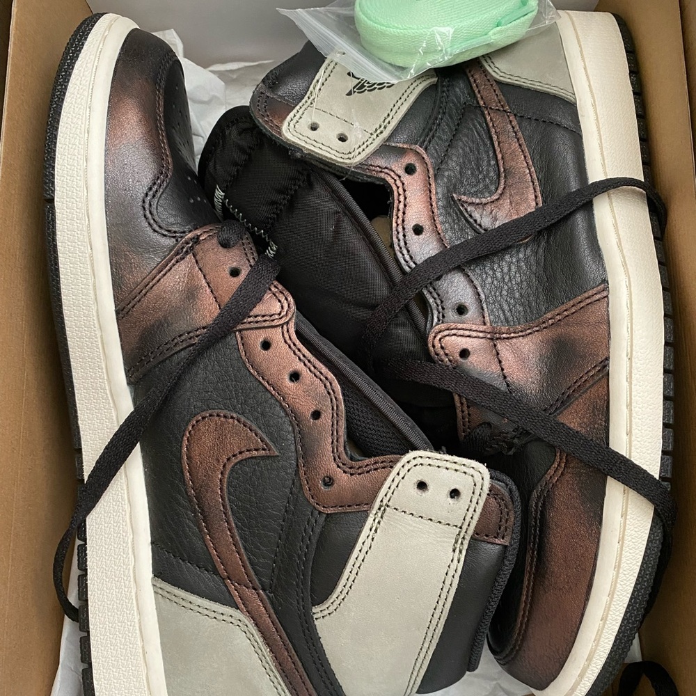 Jordan retro 1 high “Patina”